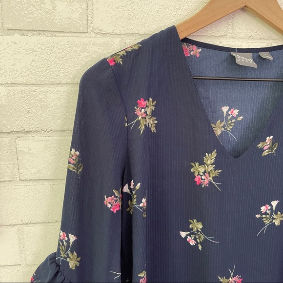 NEW YORK & COMPANY Soho Jeans Navy Blue Flowered Bell Sleeve Top - Picture 5 of 10